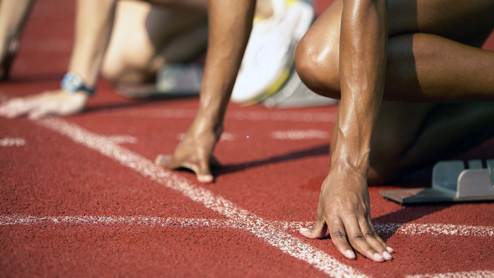 中国体彩-意甲焦点对决，莱切主场迎战罗马，新星卡马尔达与索蒂尔首发，迪巴拉沙拉维领衔出击