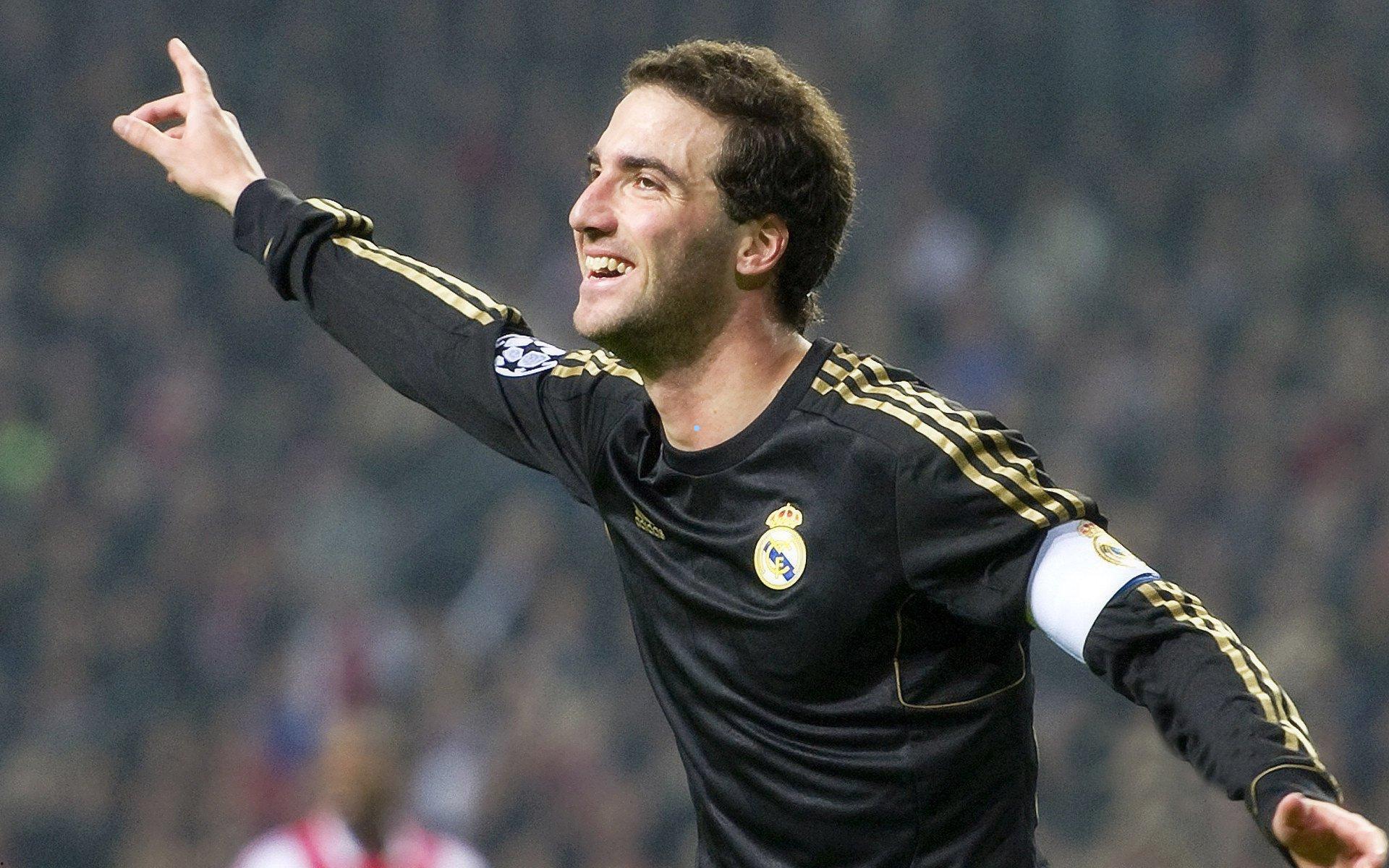 中国体彩网_阿斯顿维拉中场核心布巴卡尔-卡马拉膝盖重伤，提前告别本赛季征程